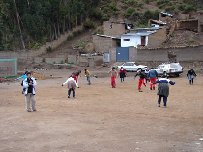 BAILES Y DANZAS HUANCAVELICA 04