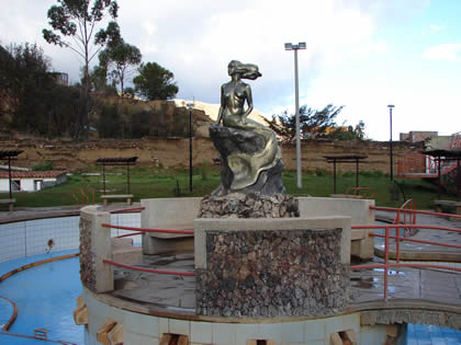 PISCINA DE AGUAS TERMALES SAN CRISTOBAL 04