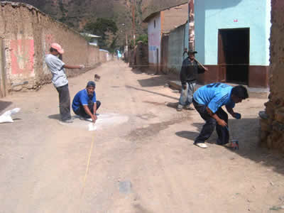 INSTALACION DE SERVICIO BASICO EN HUACAR: OBRAS DE DESAGUE 02