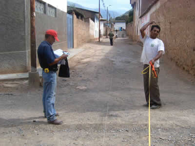 INSTALACION DE SERVICIO BASICO EN HUACAR: OBRAS DE DESAGUE 04