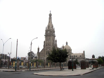 SANTUARIO DEL SEOR DE LUREN 01