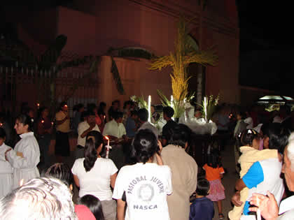 SEMANA SANTA EN LA CIUDAD DE NAZCA 01