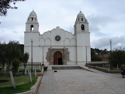 PARROQUIA SAN JUAN BAUTISTA DE CHUPACA 01