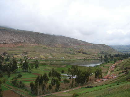 LA LAGUNA De ÑAHUINPUQUIO 03