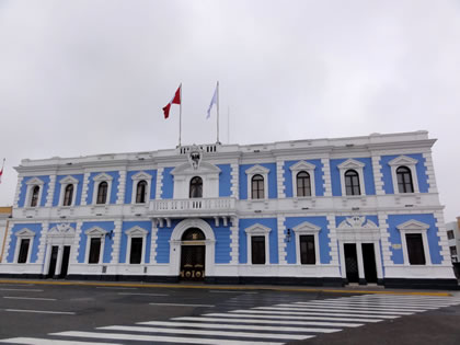 PLAZA DE ARMAS DE TRUJILLO 09