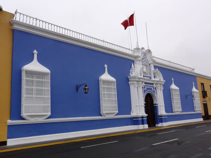 PLAZA DE ARMAS DE TRUJILLO 12