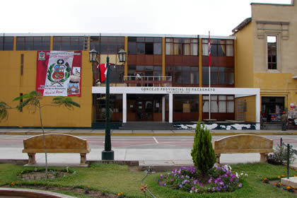 PLAZA DE ARMAS DE SAN PEDRO DE LLOC 06