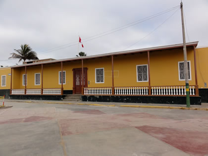 PLAZA DE ARMAS DE SAN PEDRO DE LLOC 09