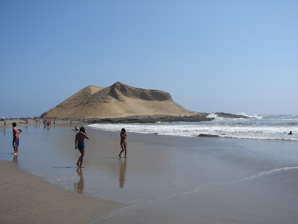 PLAYA LA ISLA O EL FARAON 01