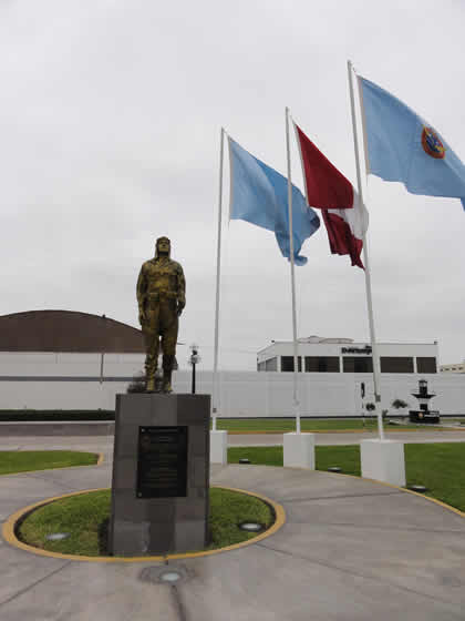 PARQUE TEMATICO FUERZA AEREA DEL PERU FOTO 01