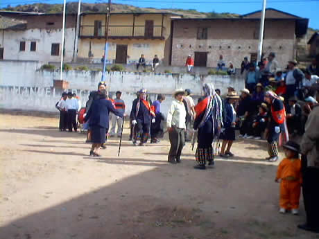 EL BAILE DE LOS ABUELITOS 06