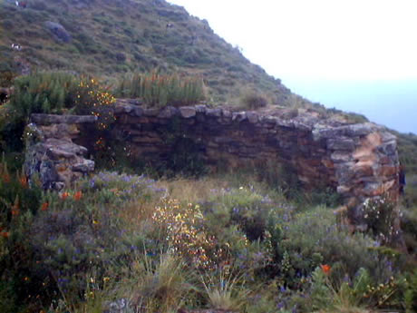 sitio arqueologico cantamarca 04