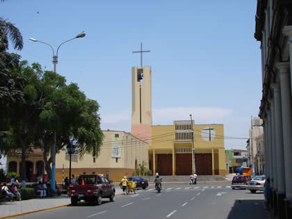 IGLESIA CATEDRAL SAN BARTOLOME DE HUACHO 01