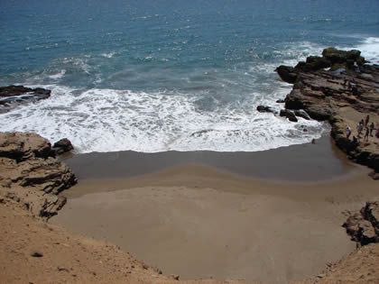 PLAYA EL COLORADO DE HUACHO 04