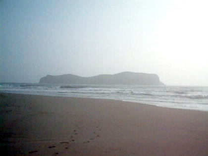 PLAYA TAMBO DE MORA 01