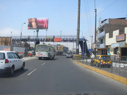 AVENIDA HUAYLAS 04