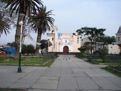 IGLESIA SAN PEDRO DE ANCON 02