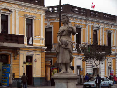 PASEO COLON 03