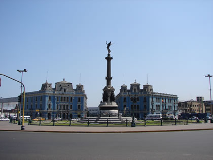 PLAZA DOS DE MAYO 09