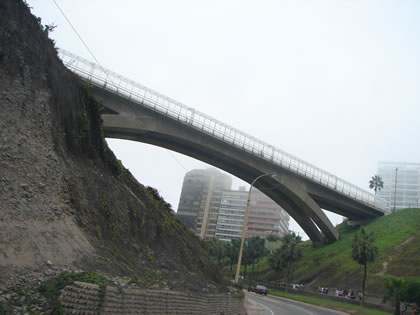 EL PUENTE EDUARDO VILLENA REY 01