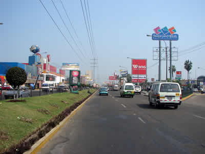 AV. LA MARINA 02