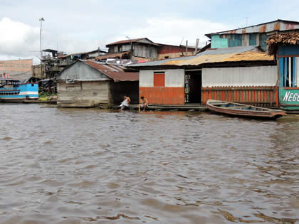 BARRIO DE BELEN EN BOTE 21