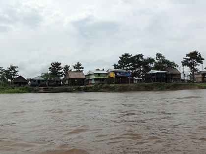 BARRIO DE BELEN EN BOTE 38