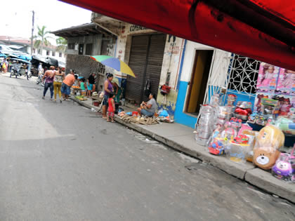 BARRIO DE BELEN EN MOTOTAXI 14