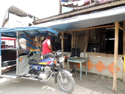 BARRIO DE BELEN EN MOTOTAXI 32