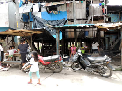 BARRIO DE BELEN EN MOTOTAXI 33