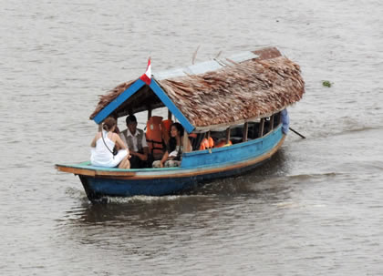 BOTES DESLIZADORES LANCHAS 01