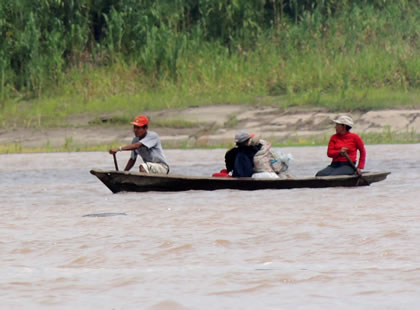 BOTES DESLIZADORES LANCHAS 15