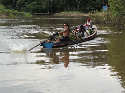 BOTES DESLIZADORES LANCHAS 25