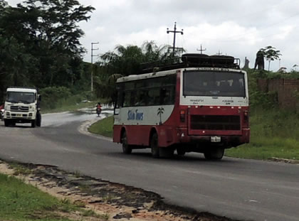 LOS BUSES DE IQUITOS 06