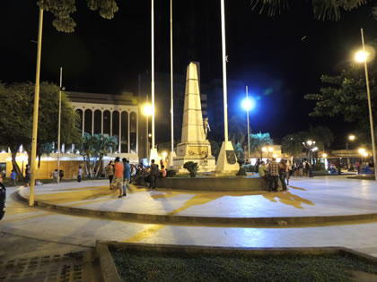 PLAZA DE ARMAS DE IQUITOS 06