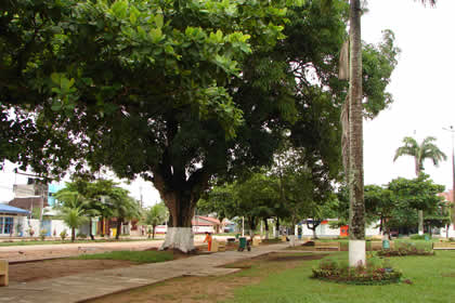 PLAZA DE ARMAS DE PUERTO MALDONADO 09