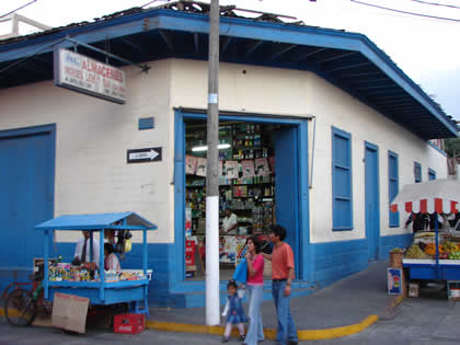 CASONAS COLONIALES Y SUS BALCONES 05