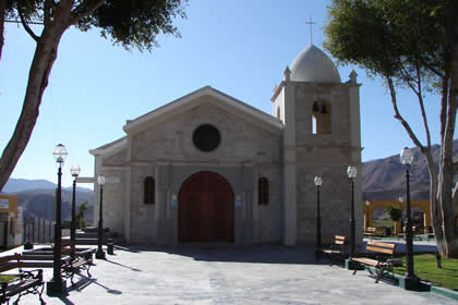 IGLESIA DE YACANGO TORATA 01