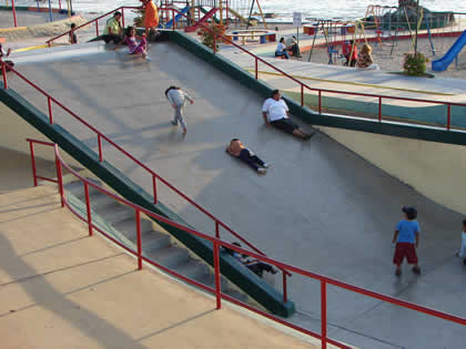 PARQUE DEL NINO MALECON ILO 07