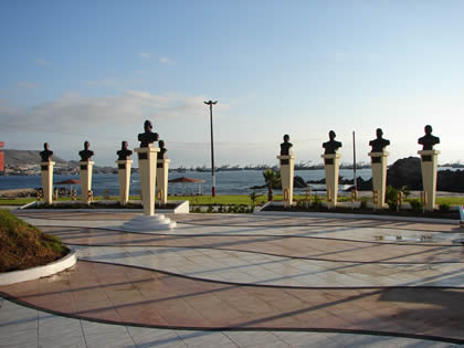 PLAZA DEL EJERCITO MALECON ILO 02