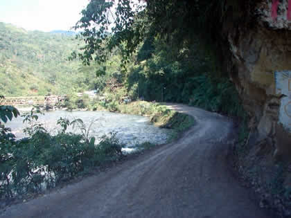 PUENTE PAUCARTAMBO 01