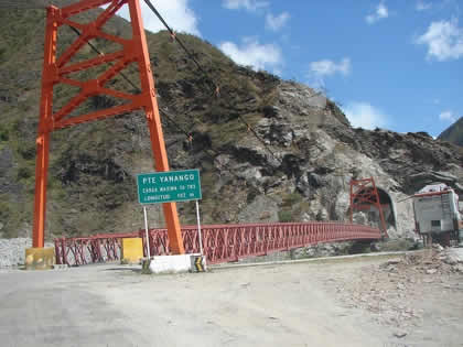 PUENTE YANANGO EN LA RUTA TARMA LA MERCED 05