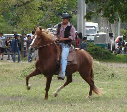 TORNEO DE CINTAS A CABALLO 03