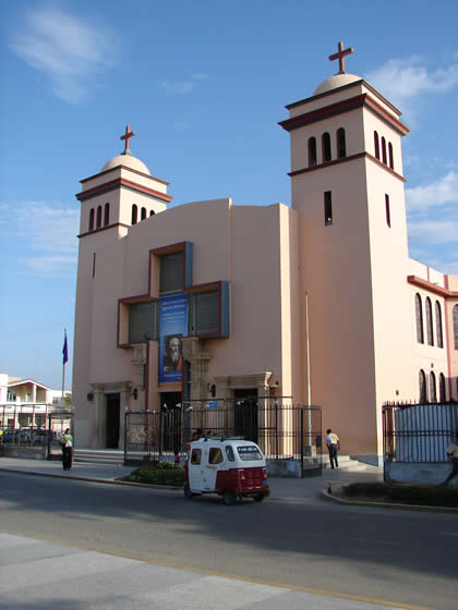 IGLESIA LA INMACULADA DE TALARA 02