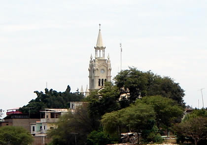 IGLESIA MATRIZ SANTISIMA TRINIDAD DE SULLANA 03