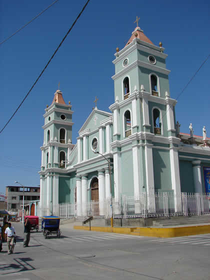 IGLESIA SAN JUAN BAUTISTA DE CATACAOS 01