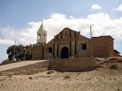 IGLESIA SAN LUCAS DE COLAN 06