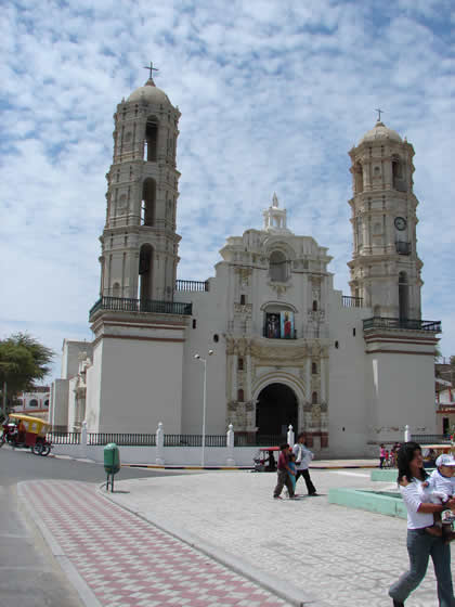 IGLESIA SAN MARTIN DE TOURS 02