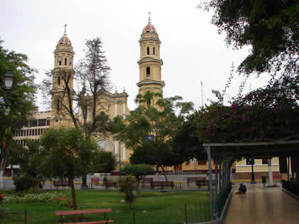 LA CATEDRAL DE PIURA 06