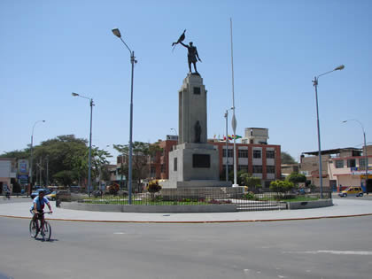 OVALO BOLOGNESI DE LA CIUDAD DE PIURA 01